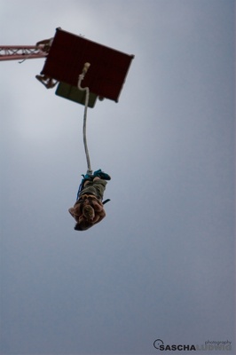 rheinkultur-2008-bungee-jumping 2645823622 o